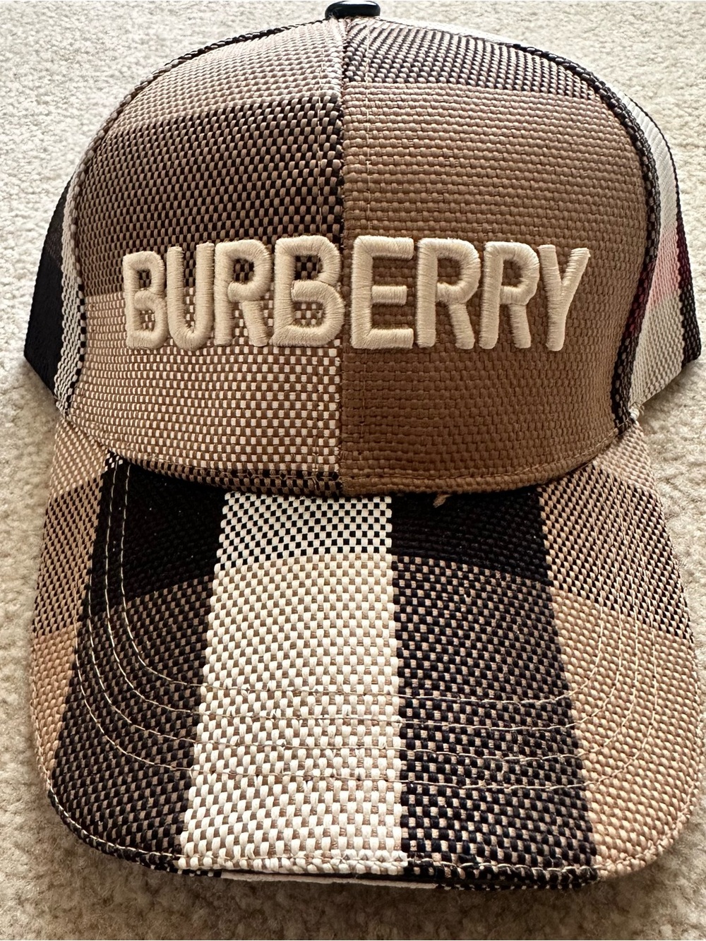 Burberry Men's Beige Trucker Hat